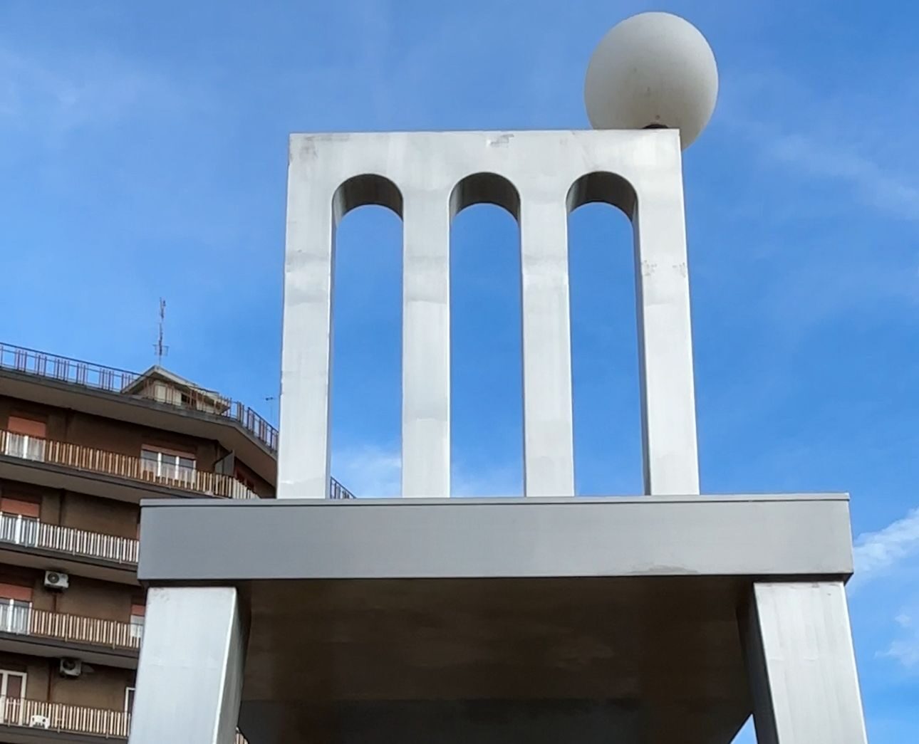 "La porta dei sogni" a Librino