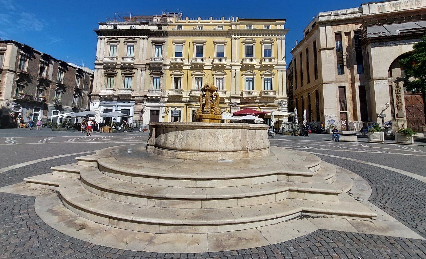 Fontana dei Delfini
